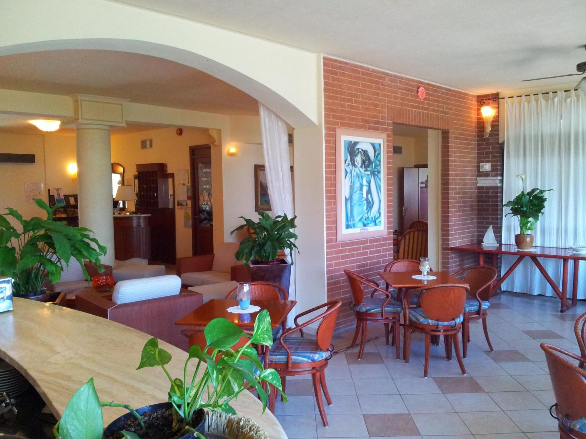 Hotel Parco Delle Cale Пунтоне-ди-Скарлино Экстерьер фото